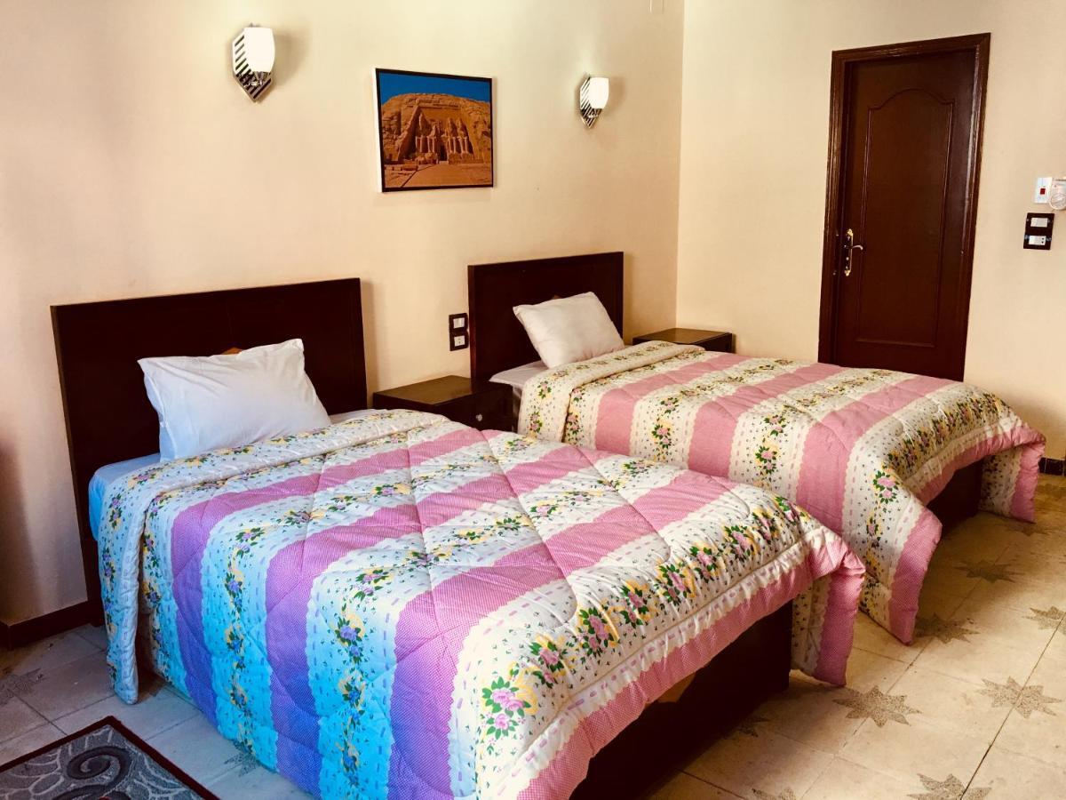 Sunflower Guest House Luxor West Bank Exterior foto